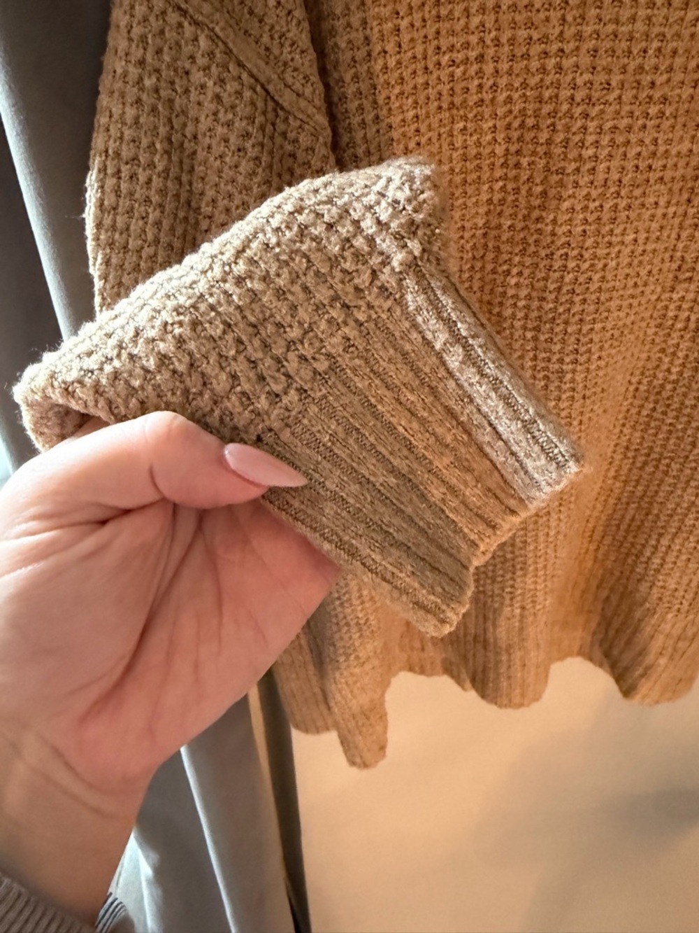 American Eagle Waffle Knit Sweater Tan Oversized Small Cozy - Picture 5 of 6